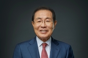 윤동한 한국콜마 회장, 장남 윤상현 부회장 주식 반환 소송 "경영권 분쟁 격화"