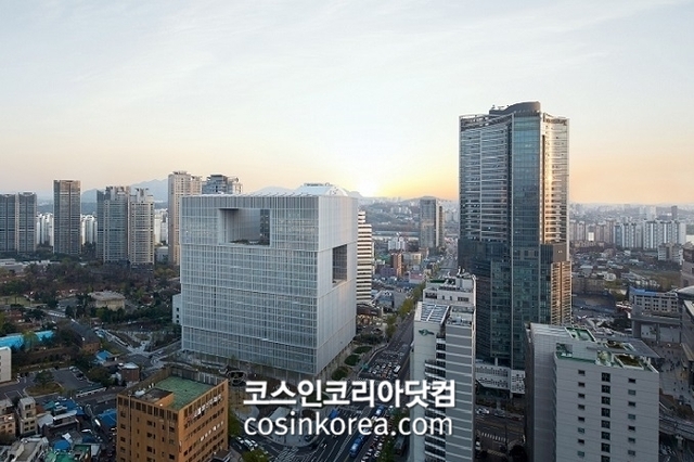 아모레퍼시픽그룹, 2분기 매출 8.9↑ 영업익 556↑... 글로벌 성장세 지속