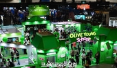 KCON LA... K뷰티 부스 선보인 올리브영, 사흘간 3.6만 명 방문