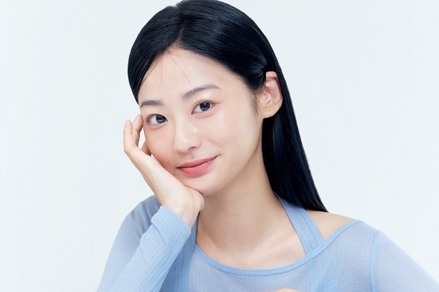 한율, '어린쑥 속수분 쑥히알 라인' 출시