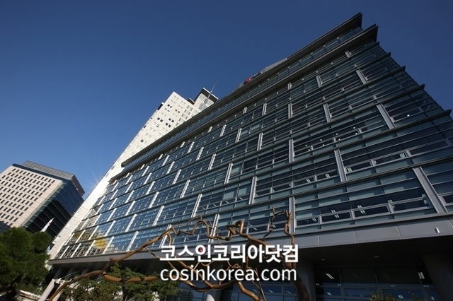 LG생활건강, 3분기 매출 1조 5,800억원(7.8↓)·영업이익 462억원(56.5↓)