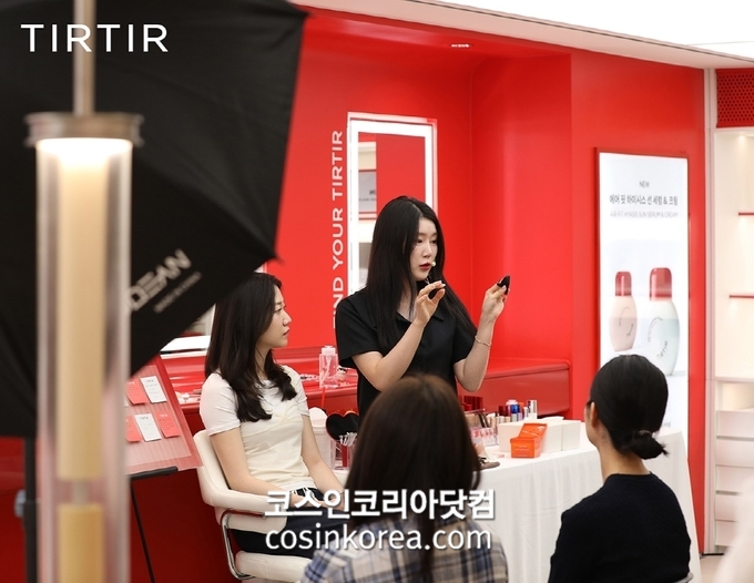 티르티르, 성수 플래그십 스토어 '퍼스널 스킬업 클래스' 성황